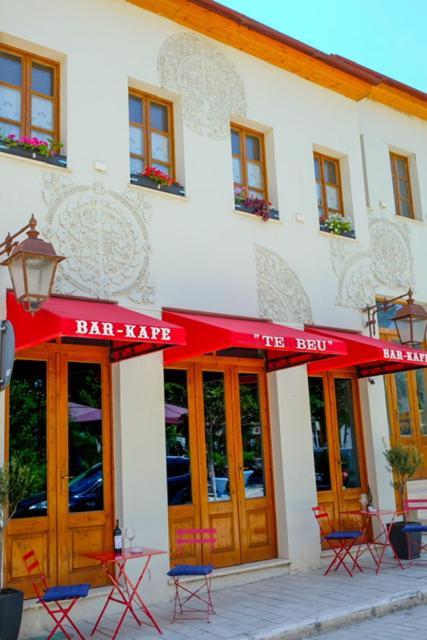 Tebeu Coffe And Bar Bed & Breakfast Avlonya Dış mekan fotoğraf